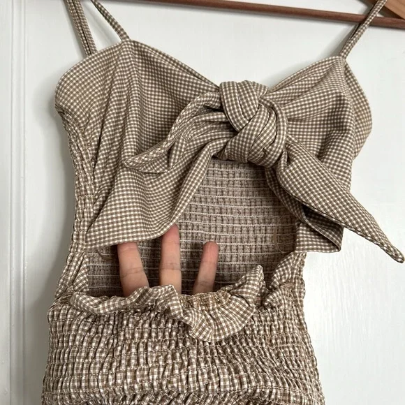 Pinkblush Mocha Gingham Print Smocked Fitted Self-Tie Maternity Midi Dress Small - Picture 11 of 13